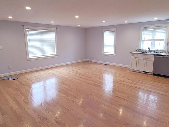 2nd image of 23 South St #1
