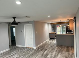 904 Woodard St, Houston, TX 77009
