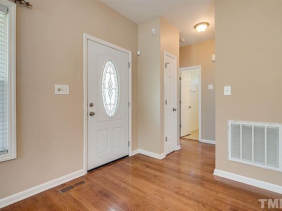 2nd image of 502 Beaver Creek Dr