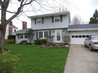 960 Champagne Dr, Marion, OH