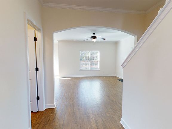 3rd image of 280 Marsh Haven Dr