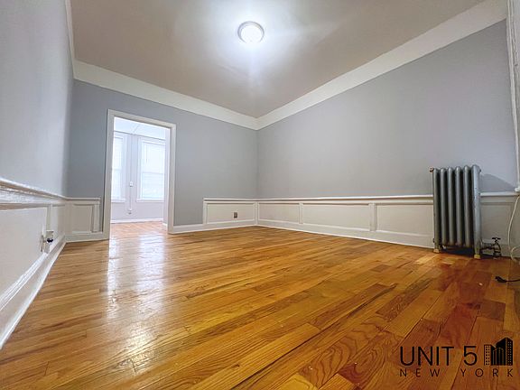 3rd image of 508 Marion St #2