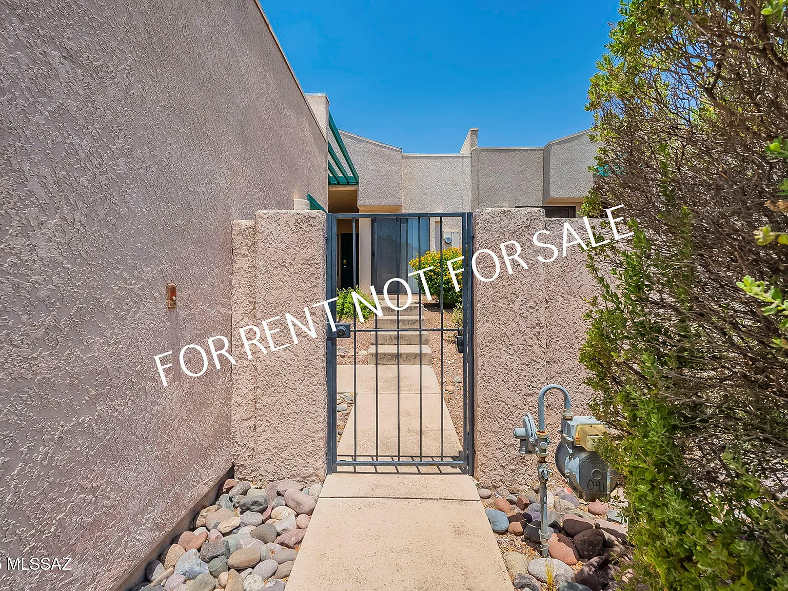 3 bed, 2.0 bath, 1393 sqft, $2,495 — Photo 3