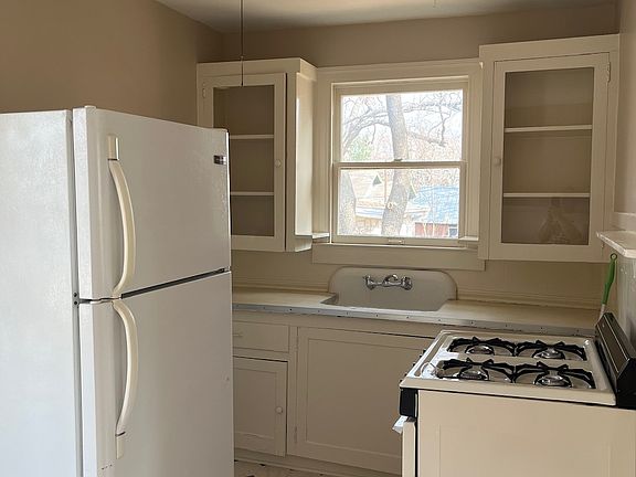 3rd image of 4209 Avenue A #B