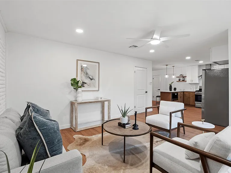 5023 Redstart St — Photo 21