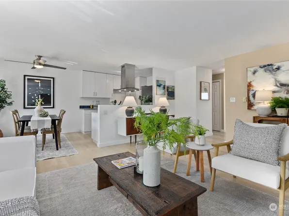 3834 175th Avenue NE #308, Redmond, WA 98052