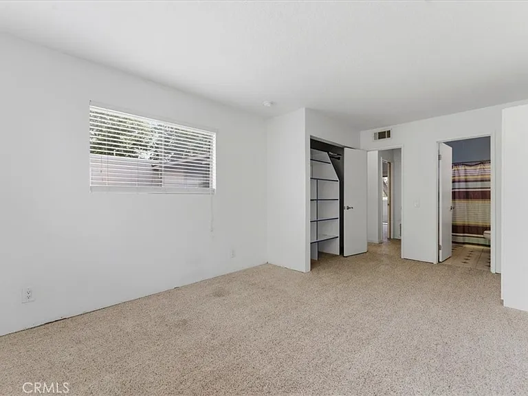 539 Wayland Ct — Photo 22