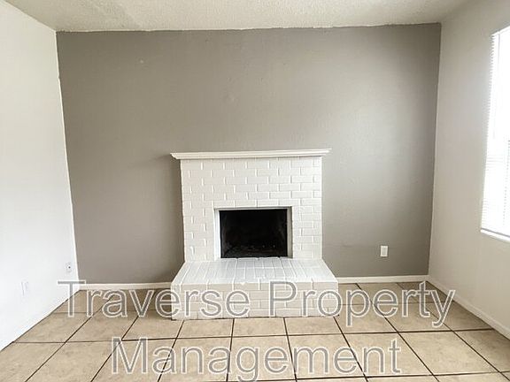 3rd image of 6812 Trail Lake Dr Unit A
