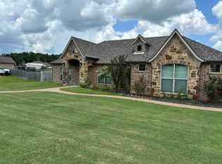 135 Highland Blvd, Hallsville, TX 75650