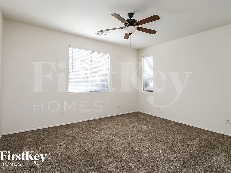 4142 S Mariposa Dr — Photo 8