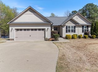 71 Shetland Ln, Smithfield, NC 27577