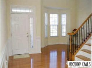 8201 Penman Springs Dr, Waxhaw, NC 28173