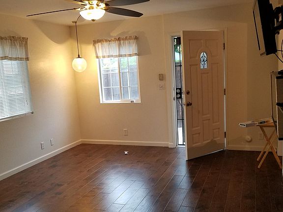 2nd image of 1826 Sunset Ave #B