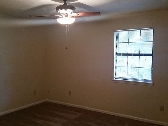 5th image of 3704 Donovan Dr