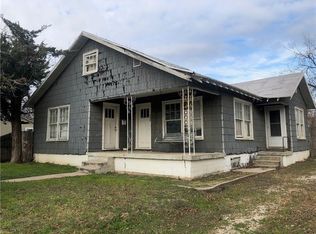 3006 NW 24th St, Fort Worth, TX 76106