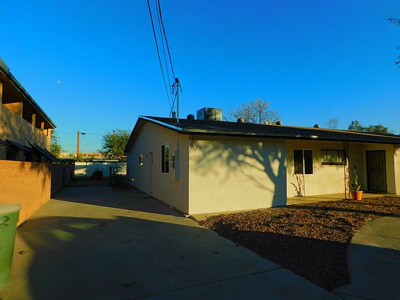 3rd image of 2940 N Cherry Ave #2