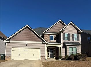 940 Liberty Ln, Fayetteville, NC 28311