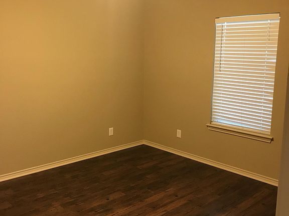5th image of 4272 Castlegate Dr #4272