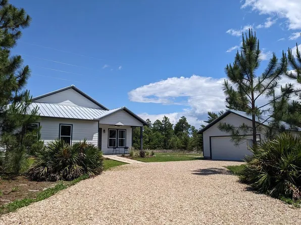 383 Gramercy Plantation Blvd, Eastpoint, FL 32328