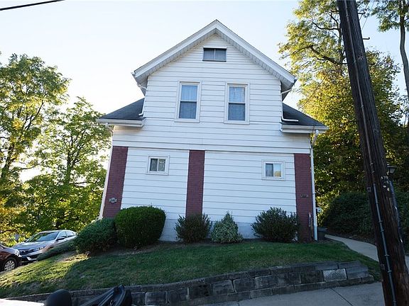 3rd image of 247 Hazelwood Ave