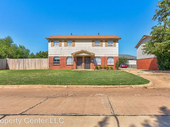 2nd image of 2633 Elwood Dr