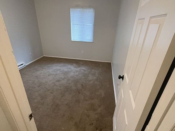 5th image of 1509 Brooke Park Dr APT 3