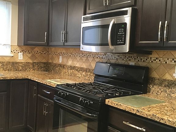 5th image of 4401 Stockbridge Ave
