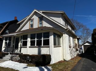91 Daviston St, Springfield, MA 01108