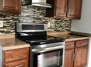 32 Staffordshire Commons Dr, Wallingford, CT 06492