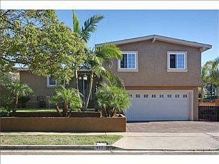 1st image of 699 Myra Ave