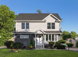 81 Hutchinson St, Clark Twp., NJ 07066