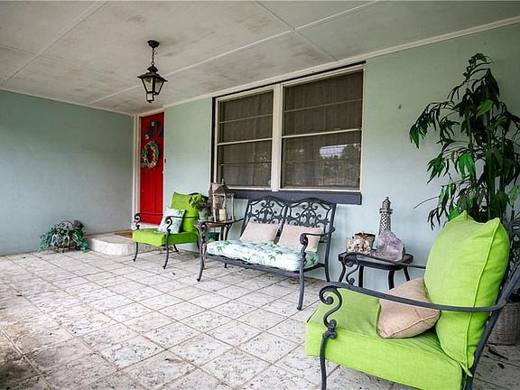3rd image of 515 Belleview Blvd
