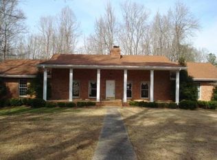 1025 Hood Rd, Fayetteville, GA 30214