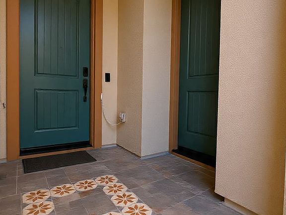 2nd image of 2213 Davie Pl