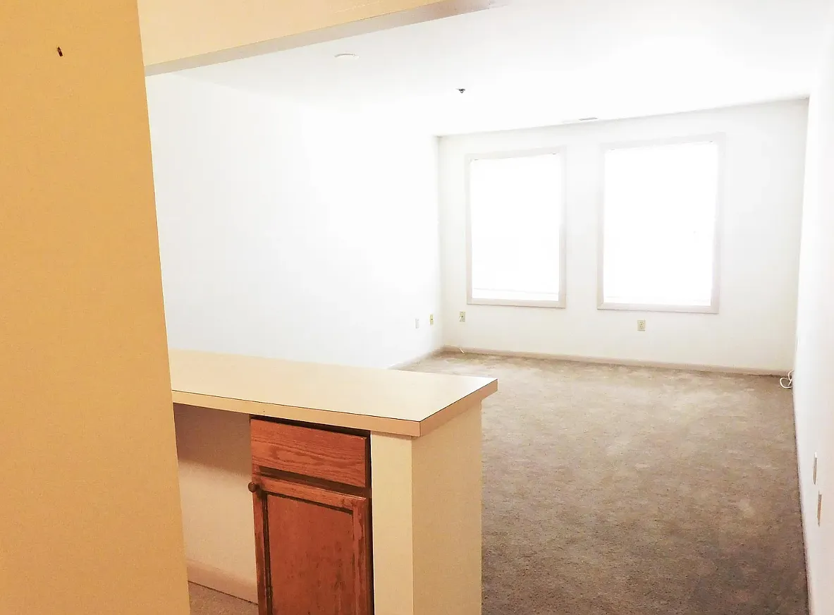 226 Prospect Street: Adult Living — Photo 4