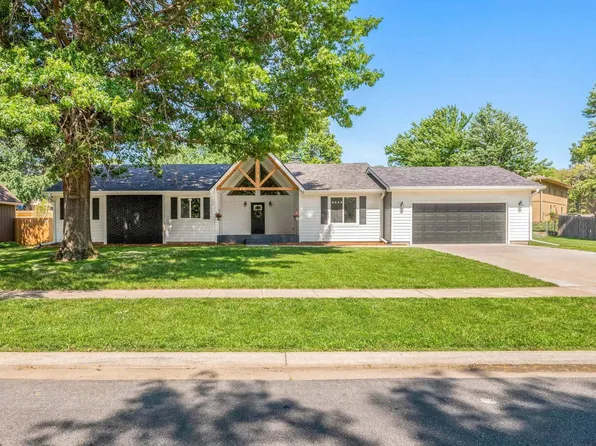 2231 SW Brookfield St, Topeka, KS 66614