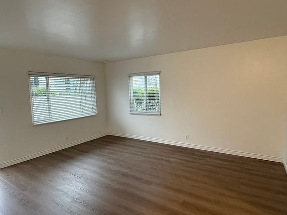 4th image of 104 N Alameda Ave #1