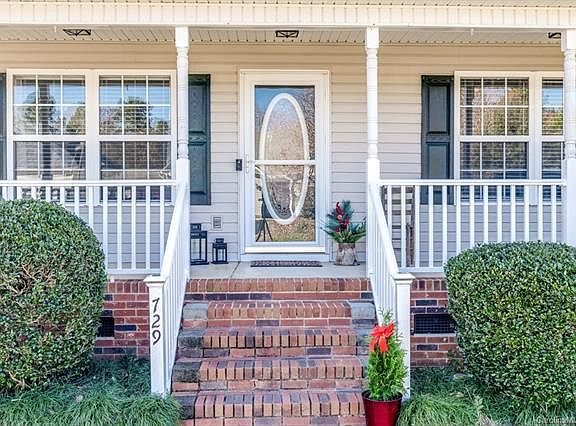 2nd image of 729 Painted Lady Ct