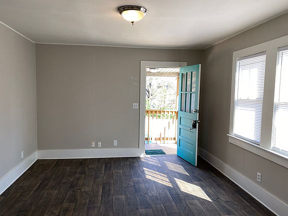 4th image of 768 Augusta St #B