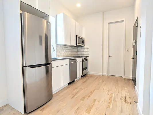 Rented by Citified Realty Group LLC | media 6