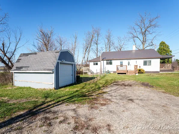 14413 White Creek Ave NE, Cedar Springs, MI 49319