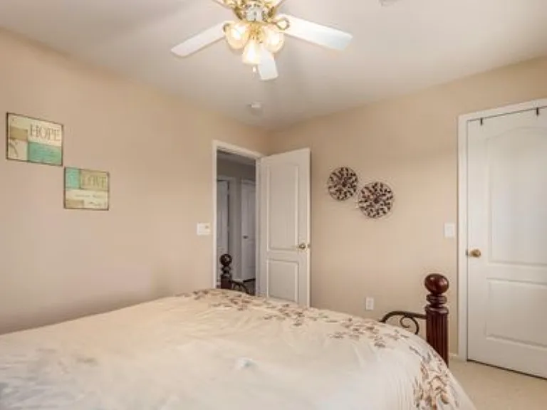 11154 W Sheridan St — Photo 19