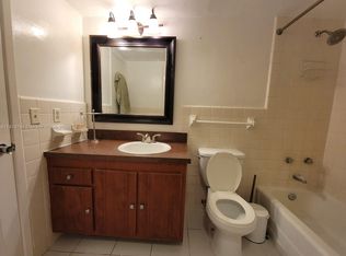 815 Middle River Dr APT 203, Fort Lauderdale, FL 33304