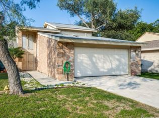 5807 Rue Burgundy, San Antonio, TX 78240