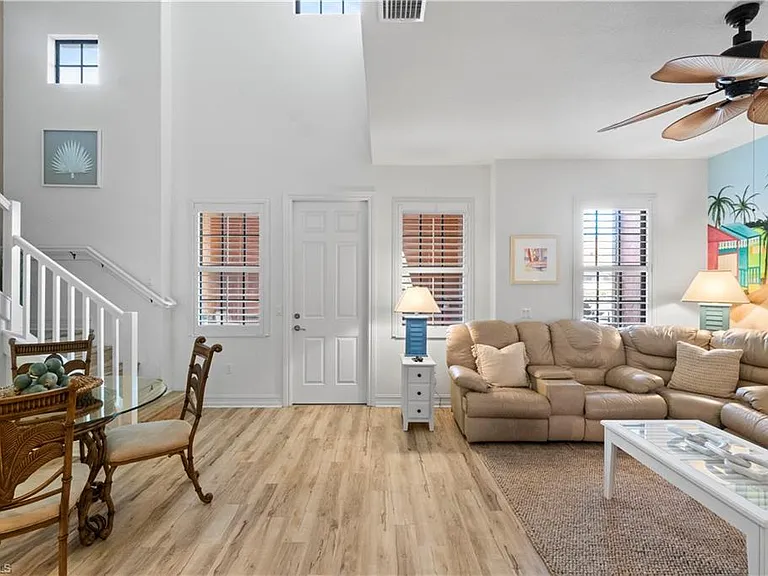 9111 Capistrano St S #8303 — Photo 3