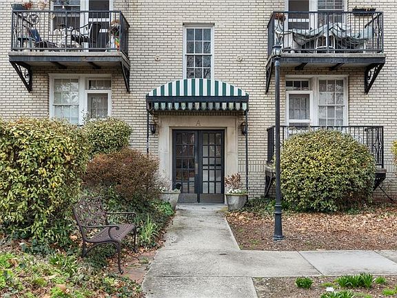 4th image of 1013 N Elm St APT A2