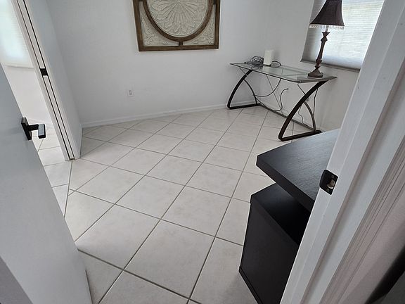 3rd image of 4523 Long Common Ln #34