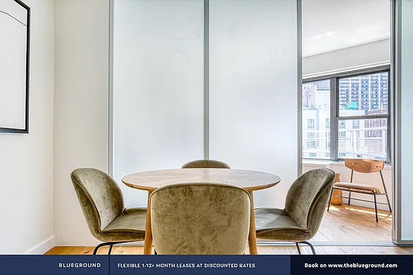 Rented by The Blueground | media 97