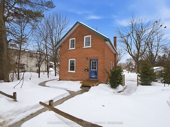 3rd image of 607 Armour Rd