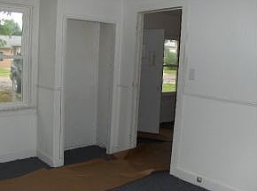 4th image of 614 E Harrison Ave